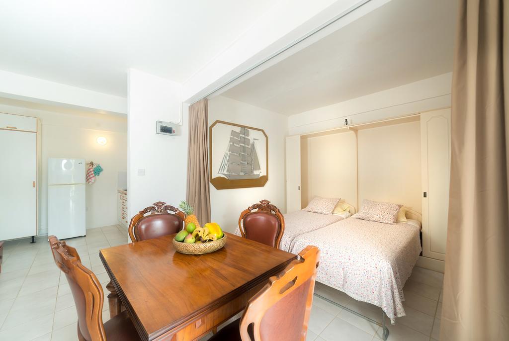 Royal Palm Holiday Apartment Méro Exterior foto